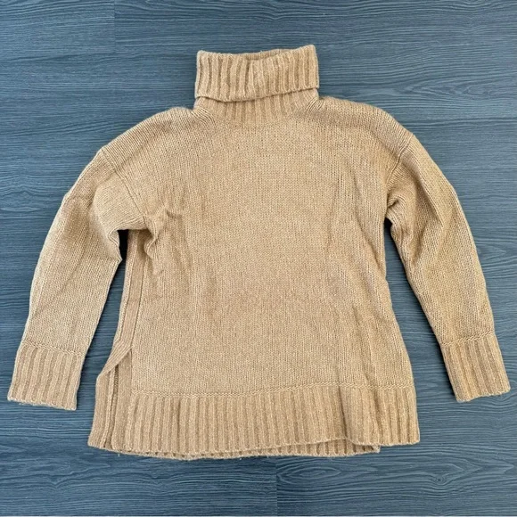 Everlane Heathered Chai Cloud Turtleneck - Picture 6 of 10